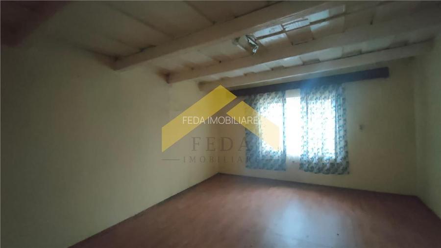 Casa cu teren 1757 mp in Sambateni de vanzare - 9