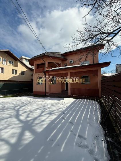 De inchiriat Casa | 9 Camere | Vitan | Centrala  | Curte Proprie | Firma - 19