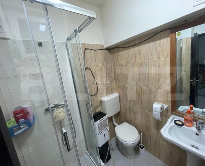 Oportunitate! Imobil la curte comuna, 6 camere, 136 mp, zona str HOREA ! - 8