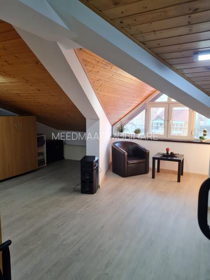 Casa, P+1+M,  la 5 minute de Metrou Apărătorii Patriei. - 4