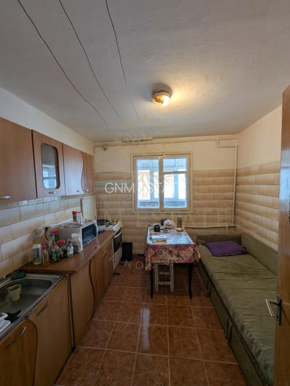 3 Camere Bloc Reabilitat Zona Ghencea - 3