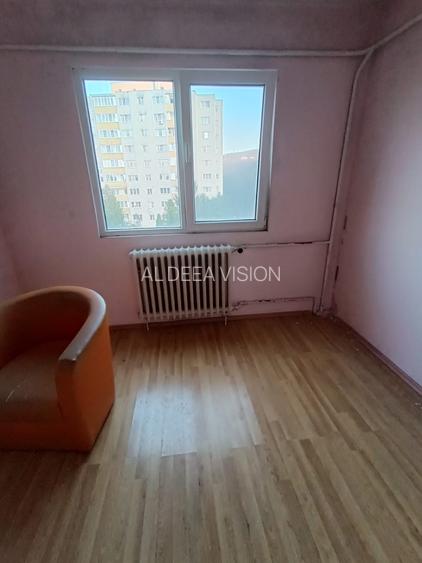 Apartament 3 camere, de vânzare, Mănăștur, strada Ciucaș - 2
