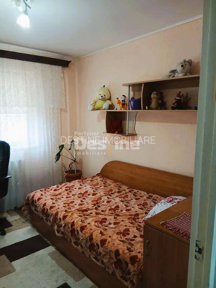 Apartament cu 3 camere de vanzare zona centrala - 8