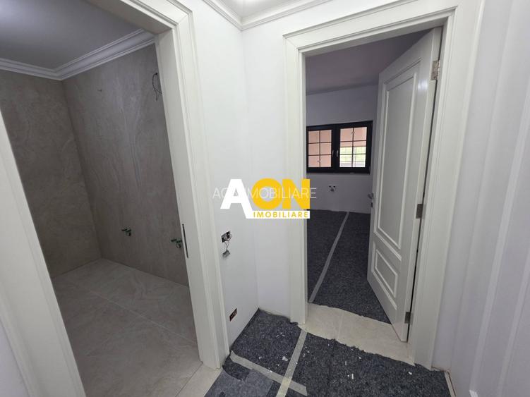 Casă nouă, impozantă,  6 camere, 1346 mp teren, Bărăbanț - 10