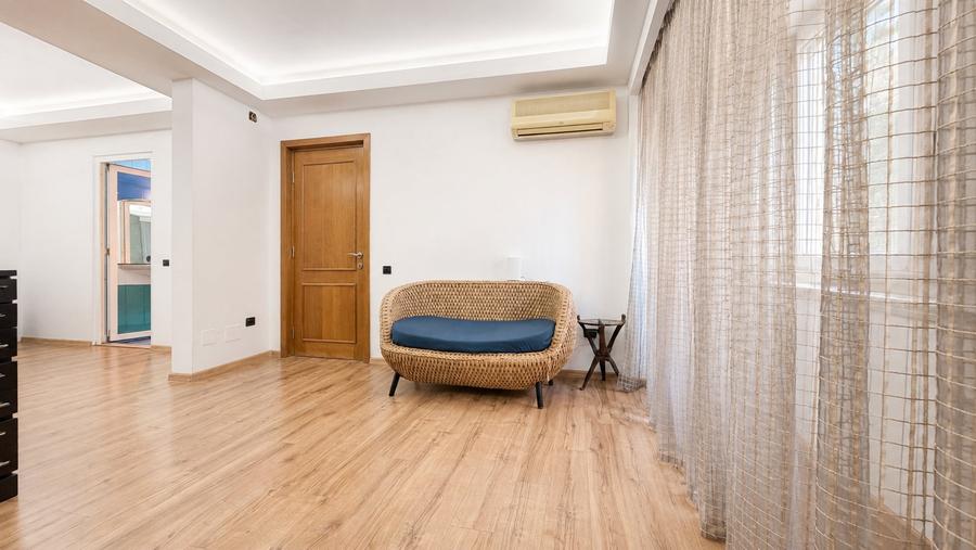 Casă / Vila de vanzare Stefan cel Mare - 380 mp teren - 452 mp utili, Rezidentia