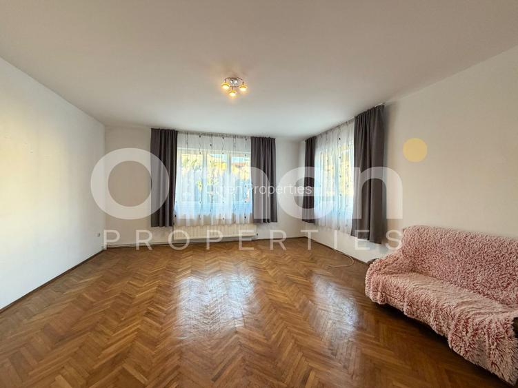 Casa individuala cu curte disponibila pentru vanzare, situata in zona centrala - 18