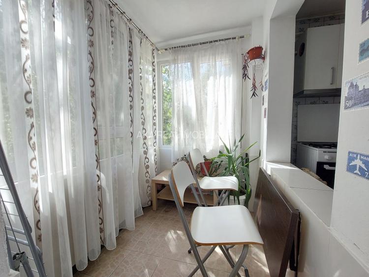 3 camere | decomandat | 5 min metrou 1 Decembrie | COMISION 0% - 11