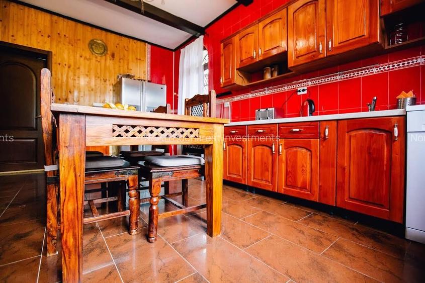 PENSIUNE 8 CAMERE - SINAIA - COMISION 0% - 19