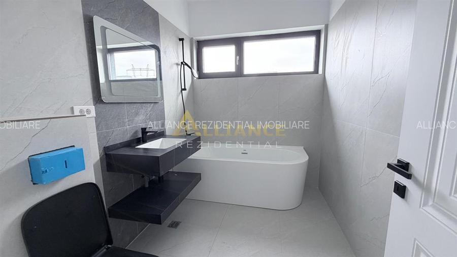 Casa Individuala - 4 camere - 2 bai - 550mp teren - 12