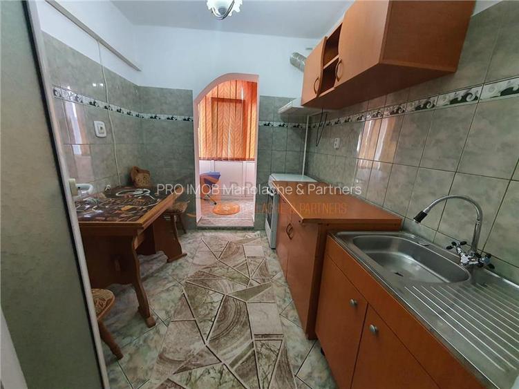 Apartament 2 camere cf 1 decomandat zona Brosteni - 6