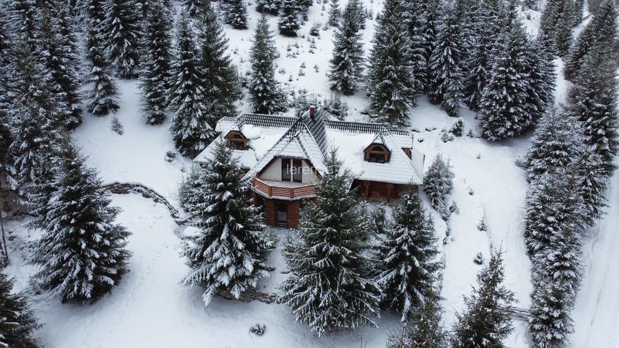 Cabana de vanzare cu 2 ha teren  - 5