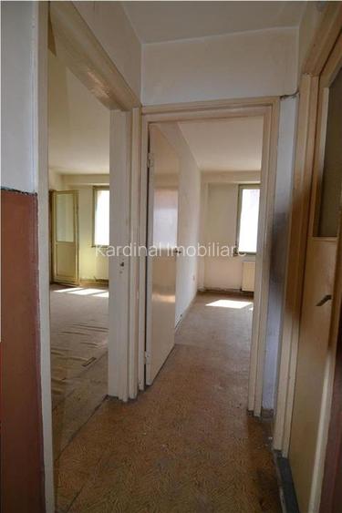Exclusiv apartament 3 camere circular etajul 2 Calea Bucuresti - 12