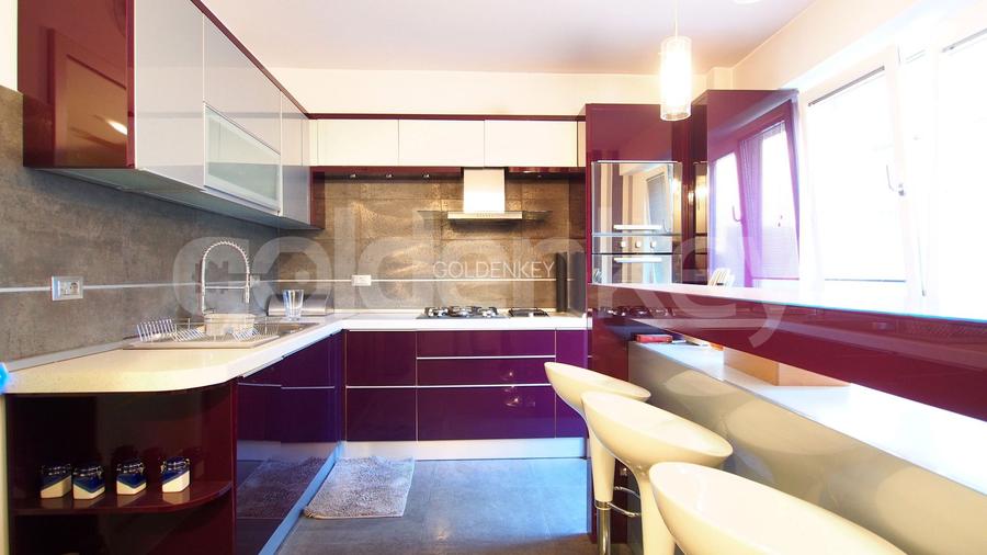 Triplex superb cu 4 camere si terasa generoasa cu priveliste - 6