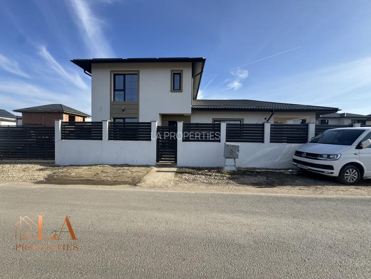 Casa individuala 4 camere | Terasa acoperita 23mp | Domnesti - 14