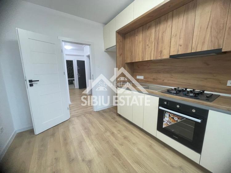 Apartament cu 3 camere, s.utila 70.15 mp.  bloc cu lift-  loc de parcare - 5