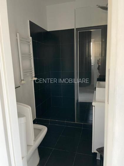 Piata Romana, 2 camere cu vedere superba, terasa, centrala proprie - 13