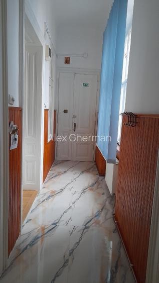 Proprietar inchiriez apartament in Centru - 6