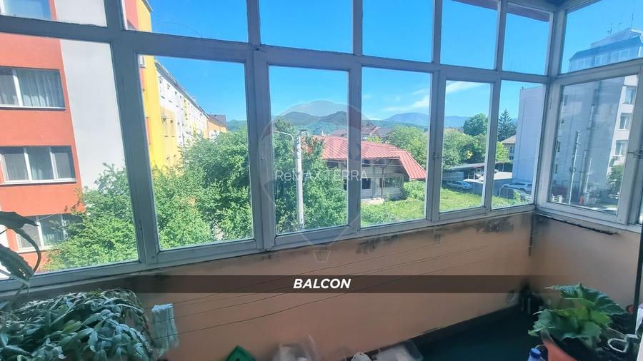 OCAZIE!!! Apartament cu 3 camere, 2 bai et. 2 Str. Hortensiei CENTRAL - 15
