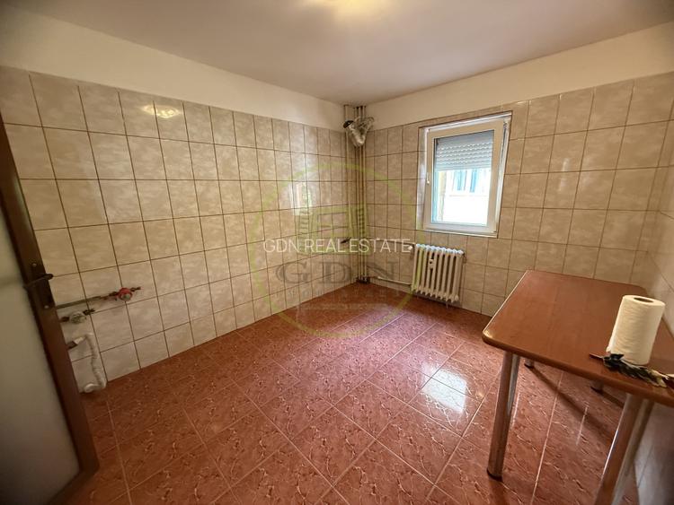 Apartament 4 camere, 83,30 mp, cartier Craiovita Noua, zona Scoala Elena Farago - 6