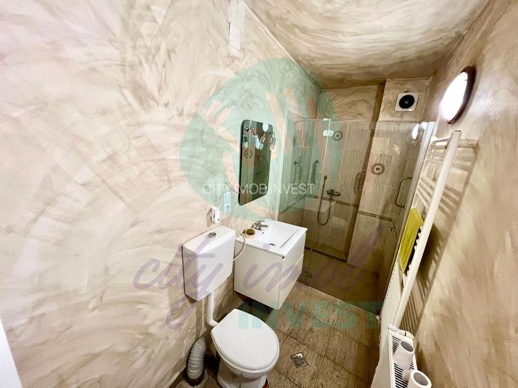 Vila eleganta renovata si consolidata | Parc Carol| Marasesti - 7