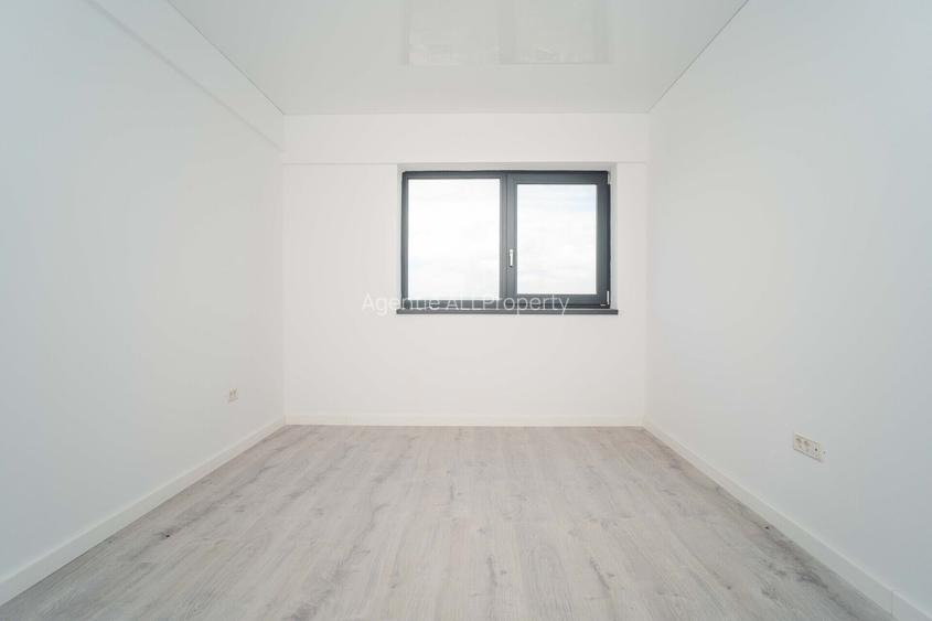 NICOLINA, APARTAMENT CU 2 CAMERE, VEDERE SUPERBA, MUTARE IMEDIATĂ - 9