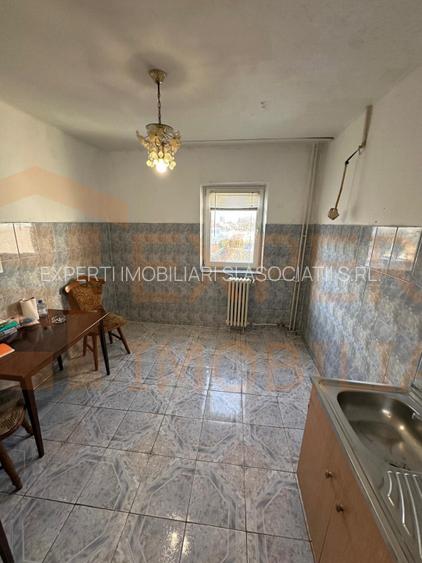 Apartament 4 camere, situat in zona Inel II - 4