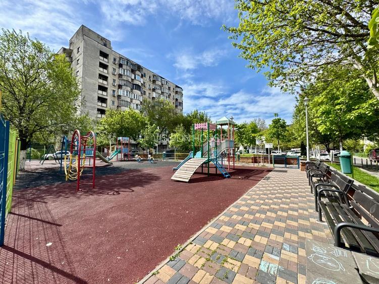 Apartament 3 camere | Decomandat | Complet mobilat | Piața Chirigiu - 25