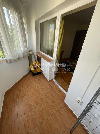 Nicolina- Esplanada - 3 Camere Decomandat Etaj 3 -Bloc 1991 - 4