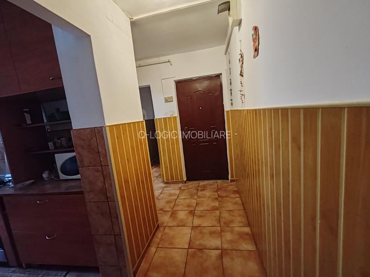 Apartament 3 camere liber la vanzare zona Astra - 16