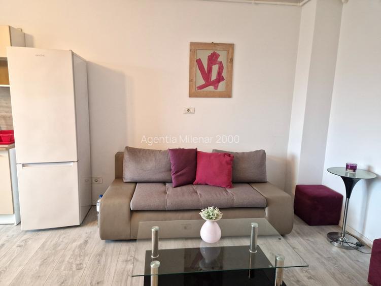 Lânga cladirea birouri VOX-TORONTAL - 9