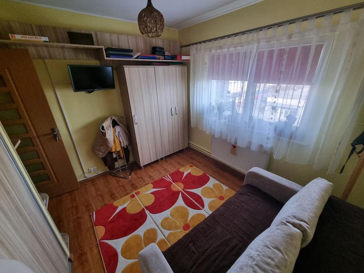 Apartament 2 camere decomandat zona Km 4-5