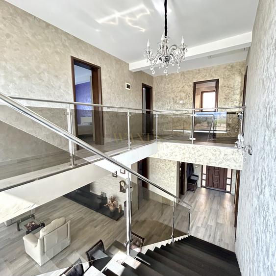 Casă Individuală, 200 mp utili, garaj 50 mp, Teren 500 mp