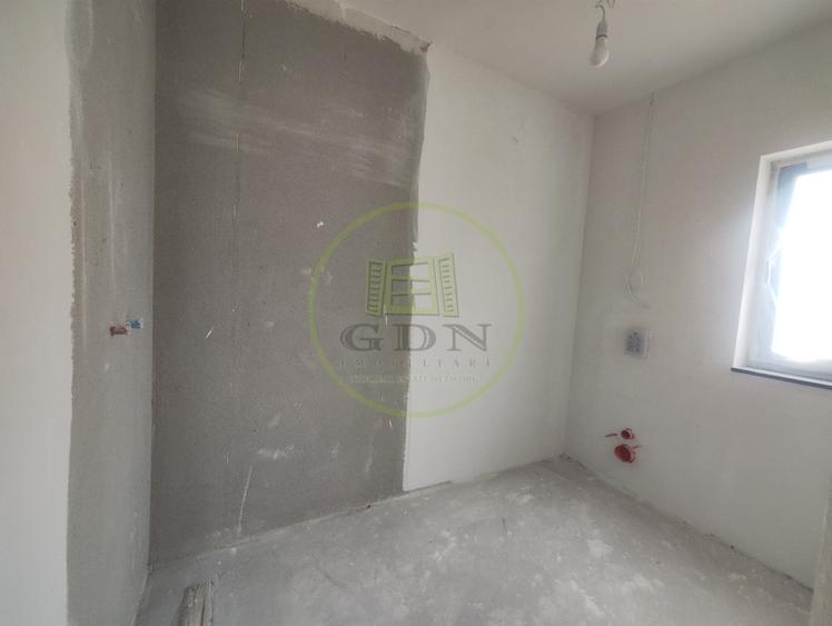 Casa 3 camere, teren 170 mp, Craiova, cartier Veterani.