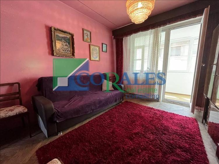 Ultracentral - Cu garaj inscris in CF.