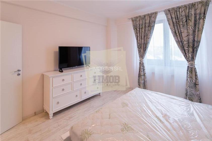 Penthouse de LUX cu 4 camere 320 mp terase 2 bai 2 parcari in Strand - 2