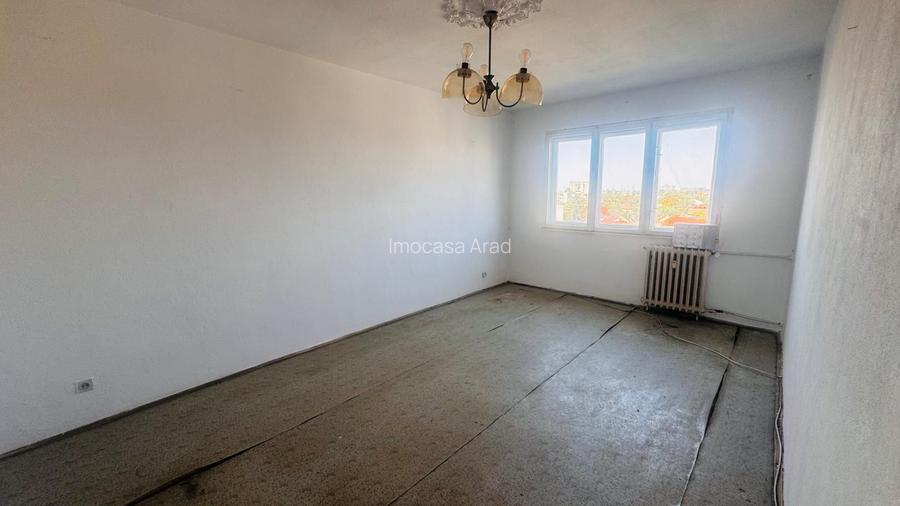 De Vanzare  Apartament cu 3 camere, 74 mp,  Fortuna/Aurel Vlaicu, Arad - 2