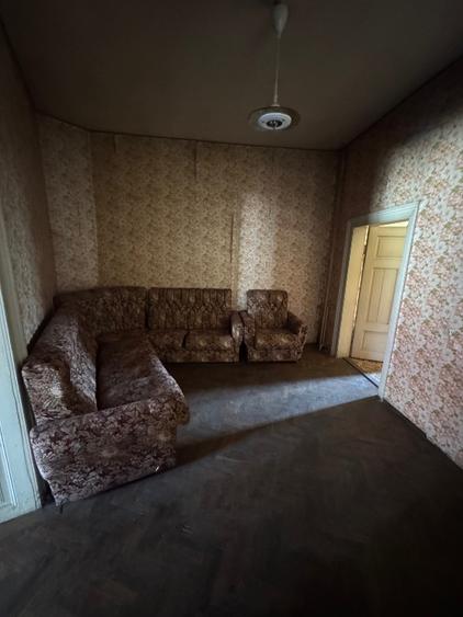 Casa zona centrala cu spatiu comercial