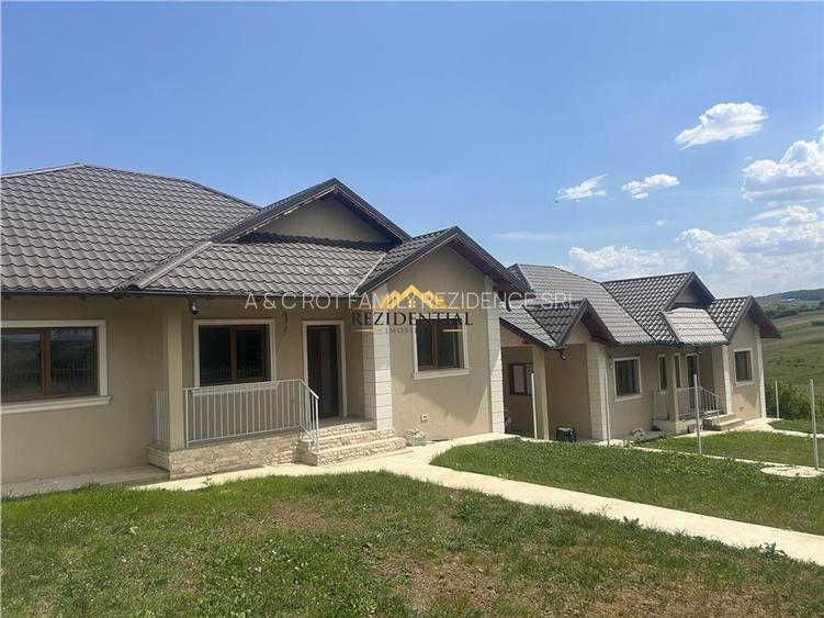 CASA SUPERBA - CERVICESTI (la doar 6 km de Botosani) - 4