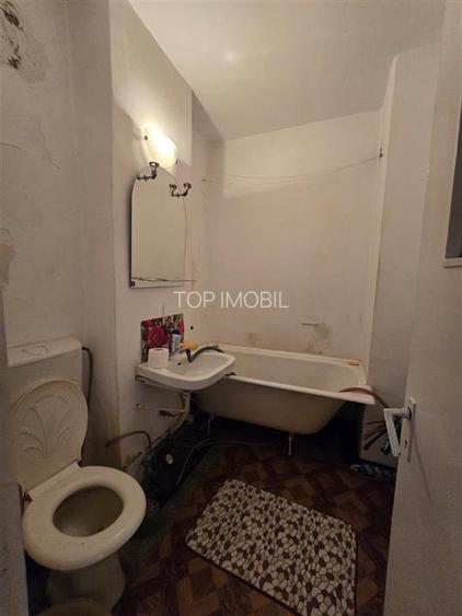 Apartament 3 camere Decomandat - Alexandru cel Bun - 6