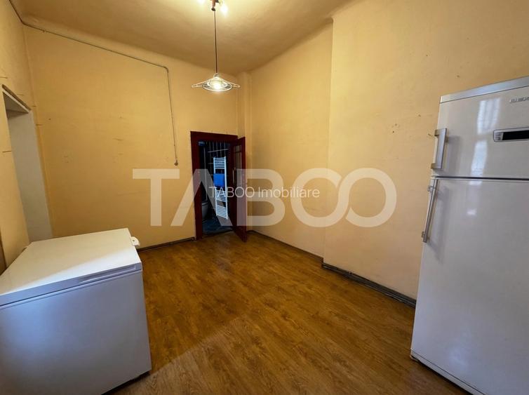 Apartament cu geamuri catre parc 4 camere 2 bai 109 mp Centrul Istoric - 4