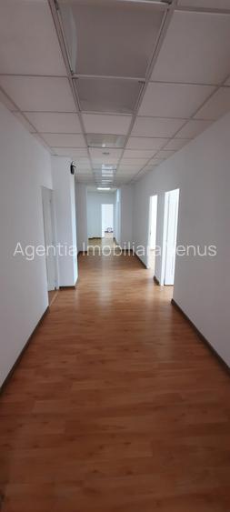 Spatii pretabile activitati de birou - 2