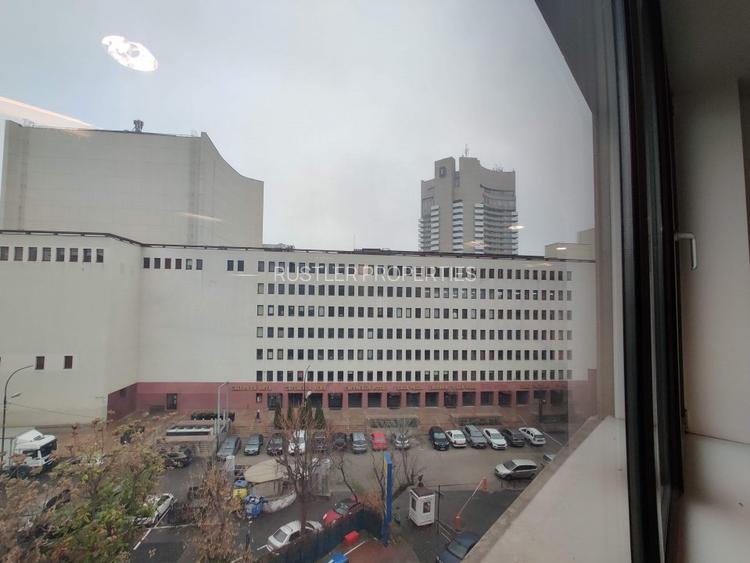 Spațiu de birou de la 329 mp - Unimed Office Building - Universitate - 12