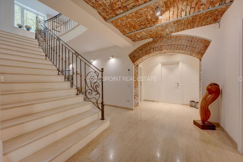 Vilă interbelică restaurată cu eleganță / Cartierul Capitale - 5