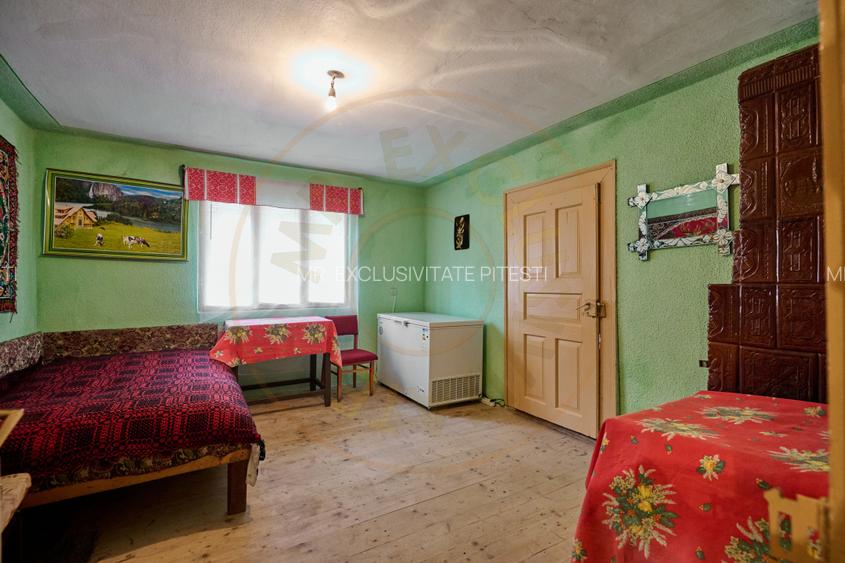 Casa  la munte cu teren generos in Com. Nucsoara, loc. Slatina jud. Arges! - 5