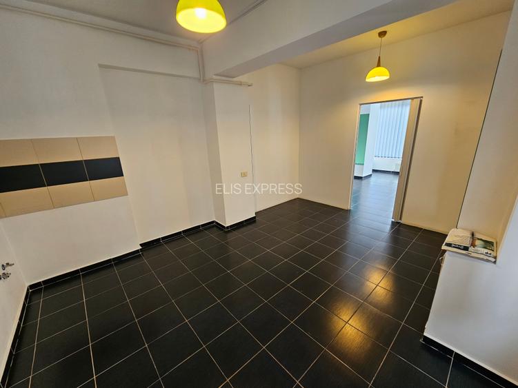 Spațiu Comercial Stradal Militari Residence-Tineretului 13, parter, 64mpu, 700€ - 13