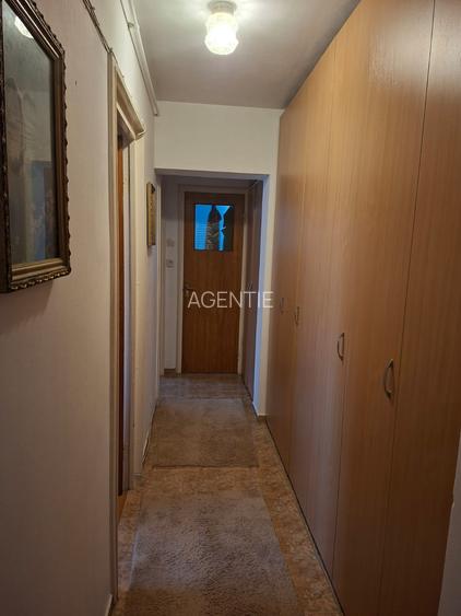 Titan-aleea Rotunda-langa scoala 195(Hamburg) - 10