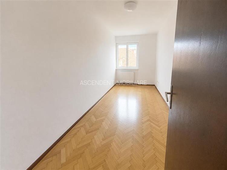 Apartament reprezentativ, 5 camere, pentru birou sau locuinta, Central, Brasov - 9
