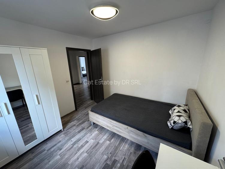 Apartament cu 4 camere garaj, Complexul Studentesc - 8