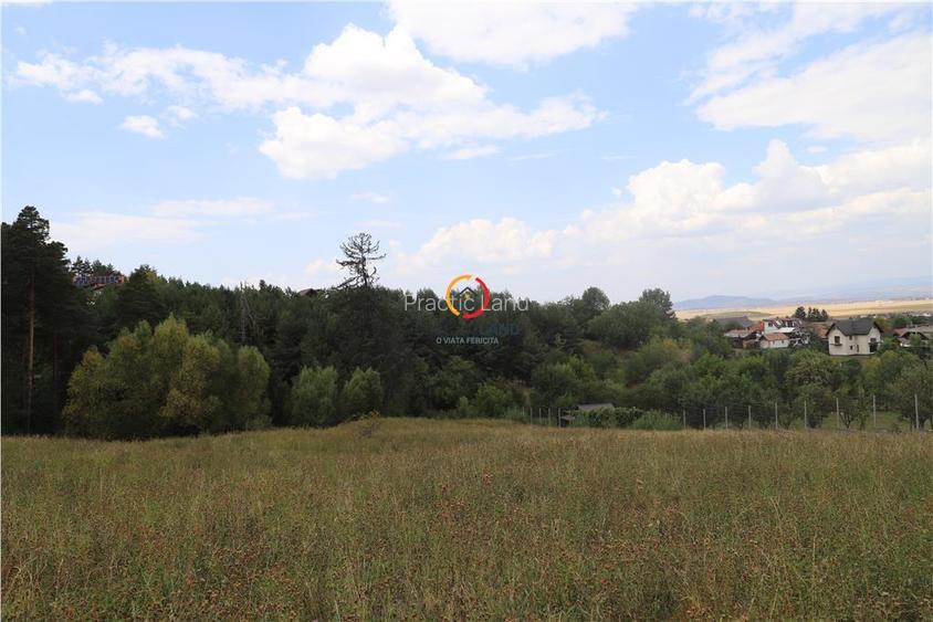 teren intravilan cu PUZ si PUD  3 loturi - 4