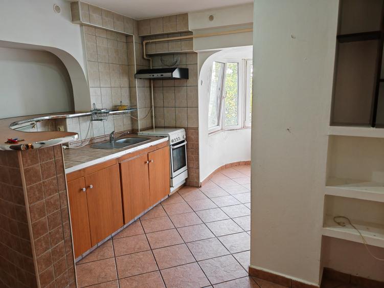 Apartament 2 camere liber la vanzare zona Centrul Civic